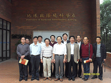 �H���з���p��(z��i)�Ƽ������F(tu��n)���_(t��i)����ȡ�÷e�O�ɹ�